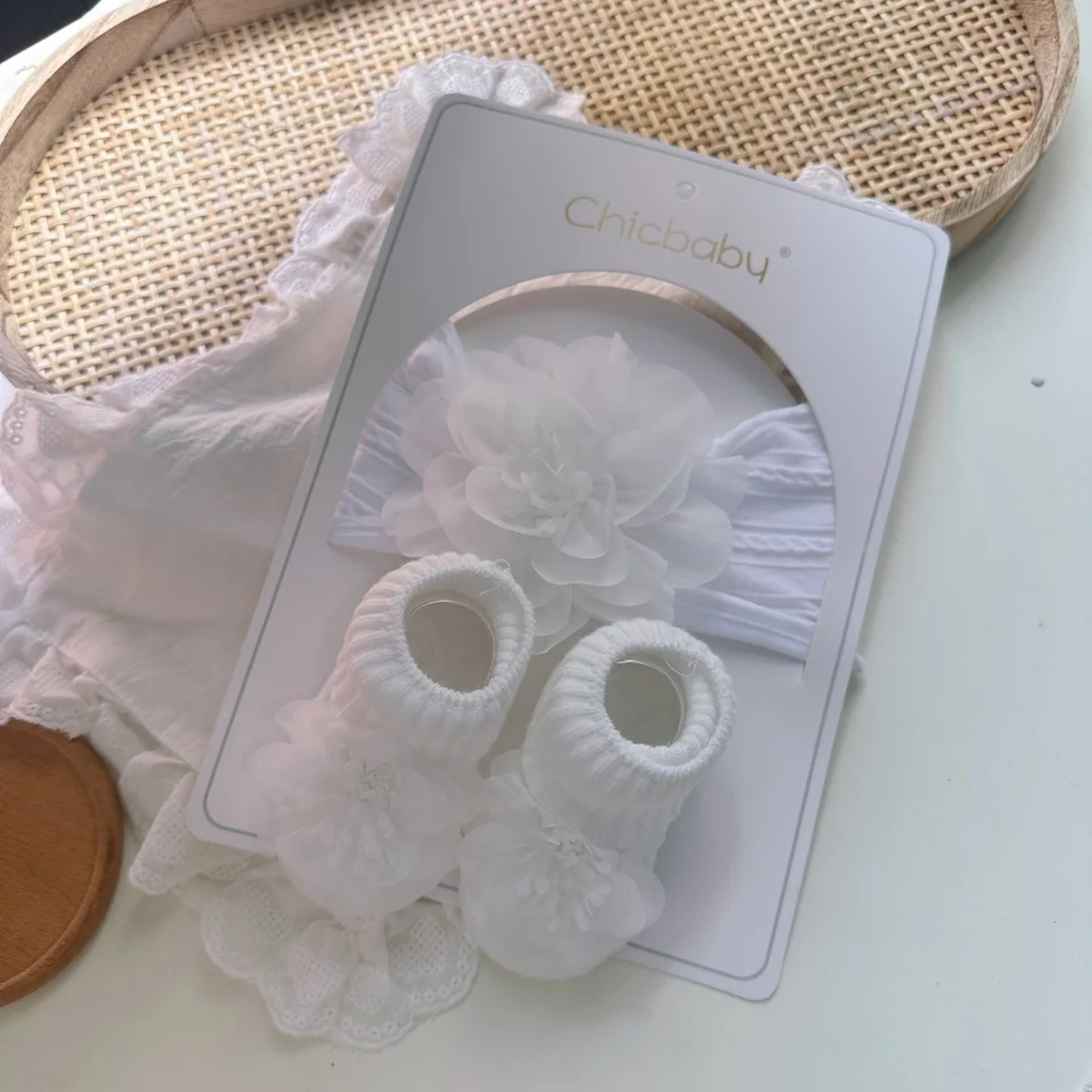 Baby Girl Floral Headband & Socks Gift Set – Newborn Photo Props, Baby Shower Gift, Coming Home Outfit Accessory