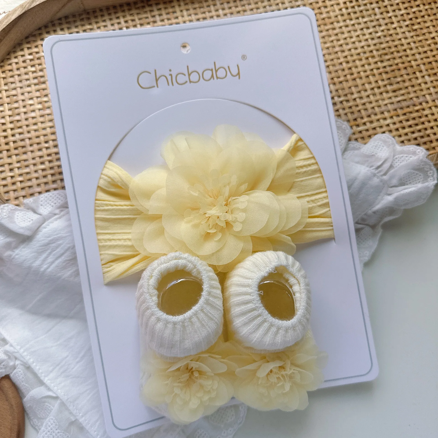 Baby Girl Floral Headband & Socks Gift Set – Newborn Photo Props, Baby Shower Gift, Coming Home Outfit Accessory